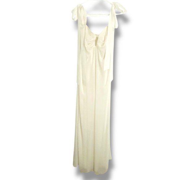 Alexis Dali Elegant Summer Dress in Gardenia Standout Piece - Picture 3 of 17